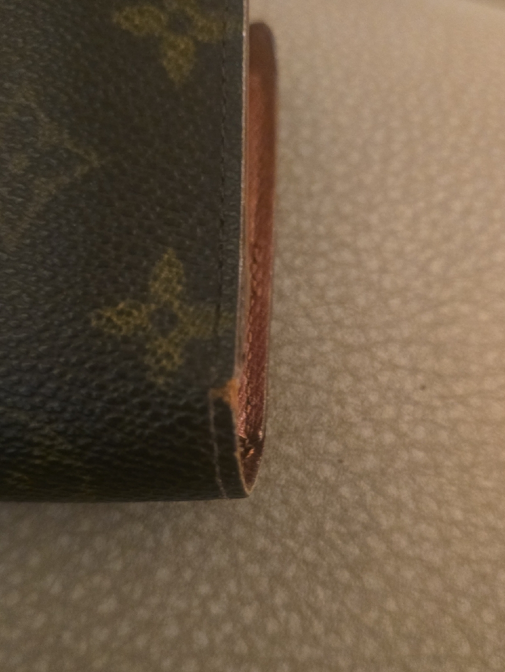 Louis Vuitton Monogram Canvas Wallet & Kiss Lock - Picture 9 of 9